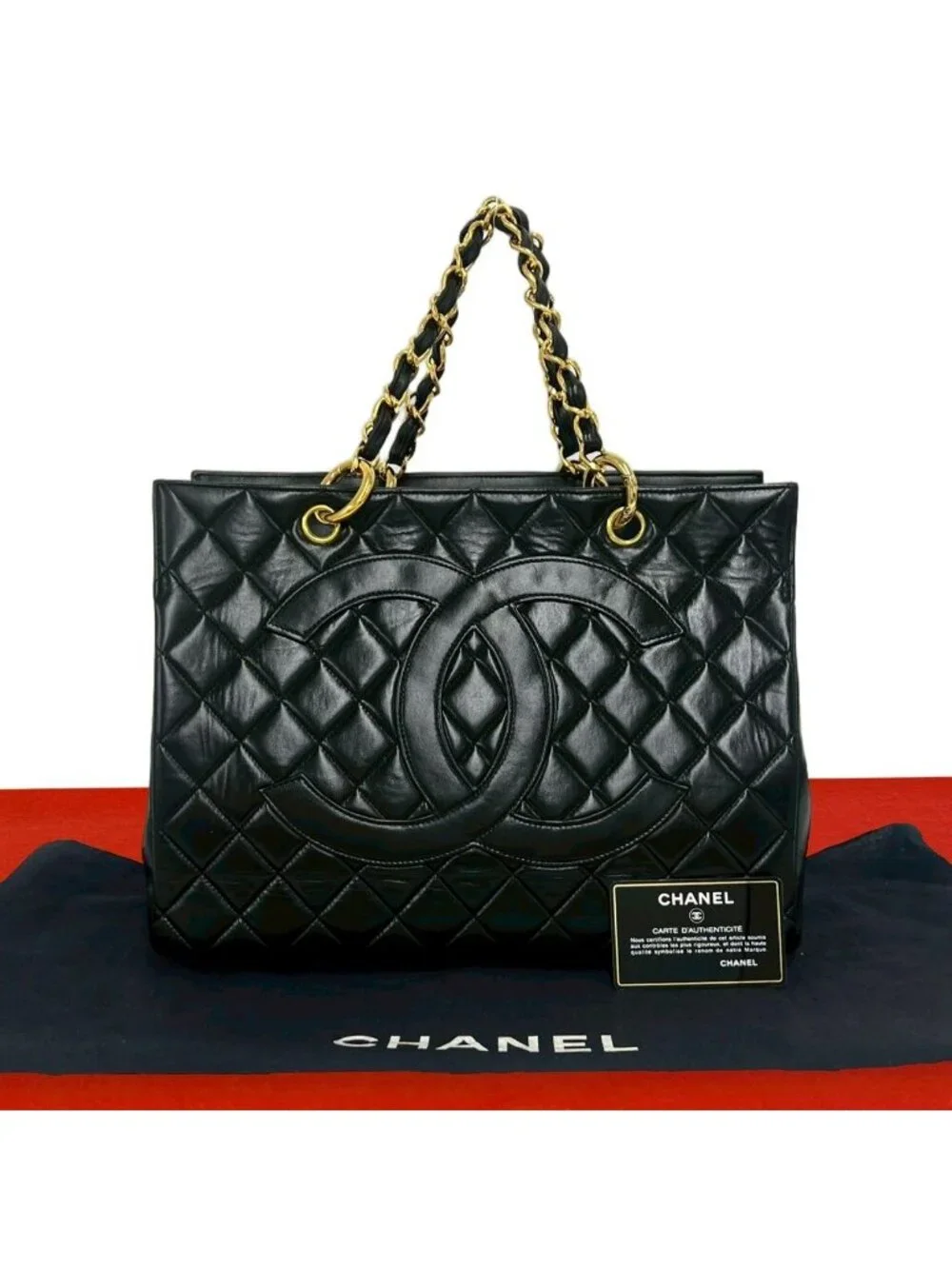 Chanel Card with Quilted CC Logo Jumbo CC Lambskin Tote Black